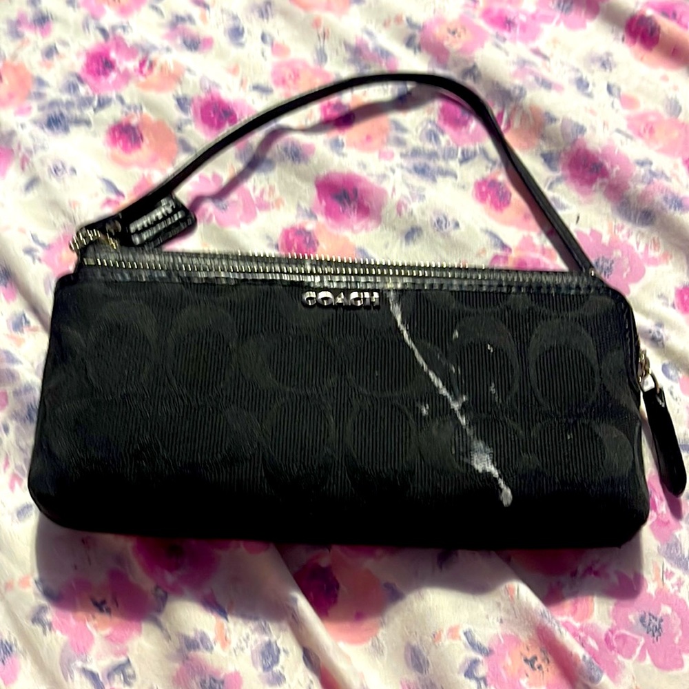 Coach zip around wallet wristlet used once